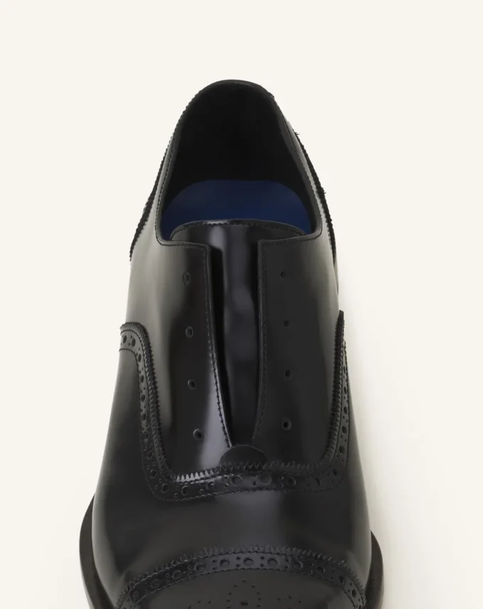 Brogue Oxford Shoe z błyszczącej skóry