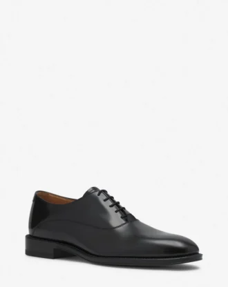 Charakterystyczne skórzane buty oksfordzkie Lanvin