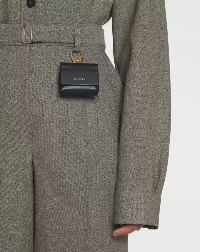 Skórzane etui Lanvin Signature do słuchawek Airpods Pro