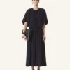 Sukienka midi z charmeuse Sukienka midi z charmeuse