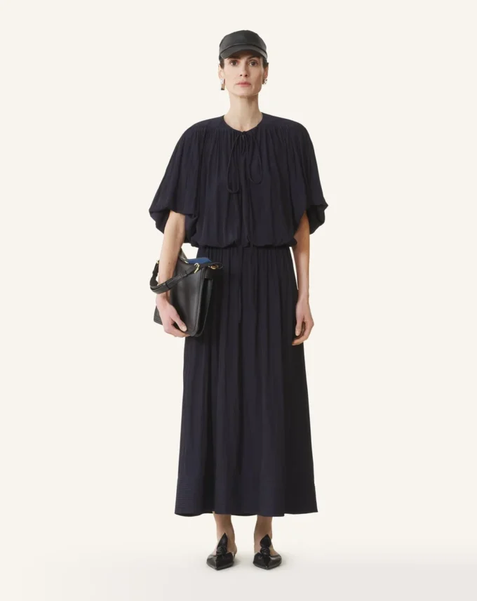Sukienka midi z charmeuse Sukienka midi z charmeuse